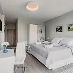 Stunning Home In Sreser